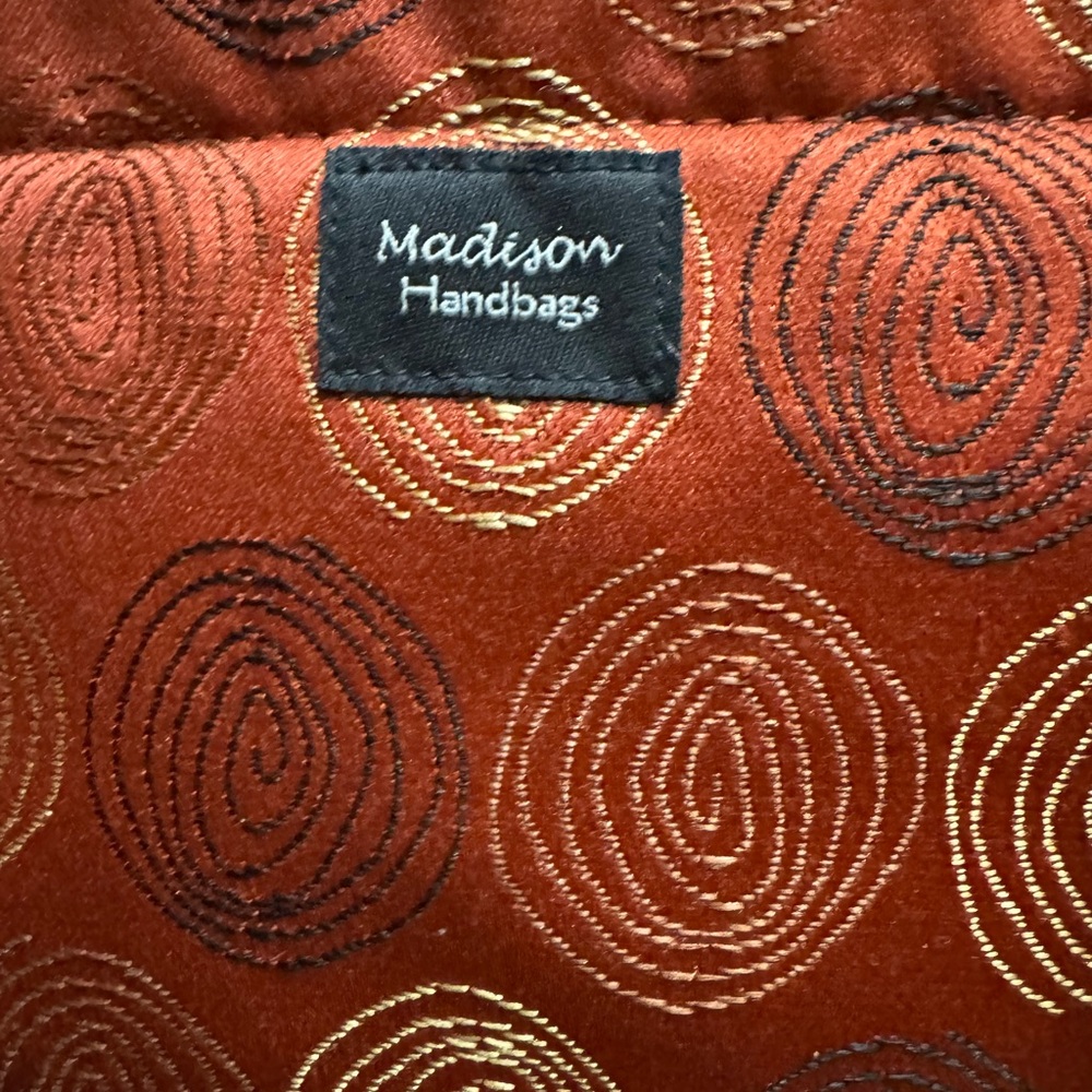 Madison Handbag - Picture 3 of 4